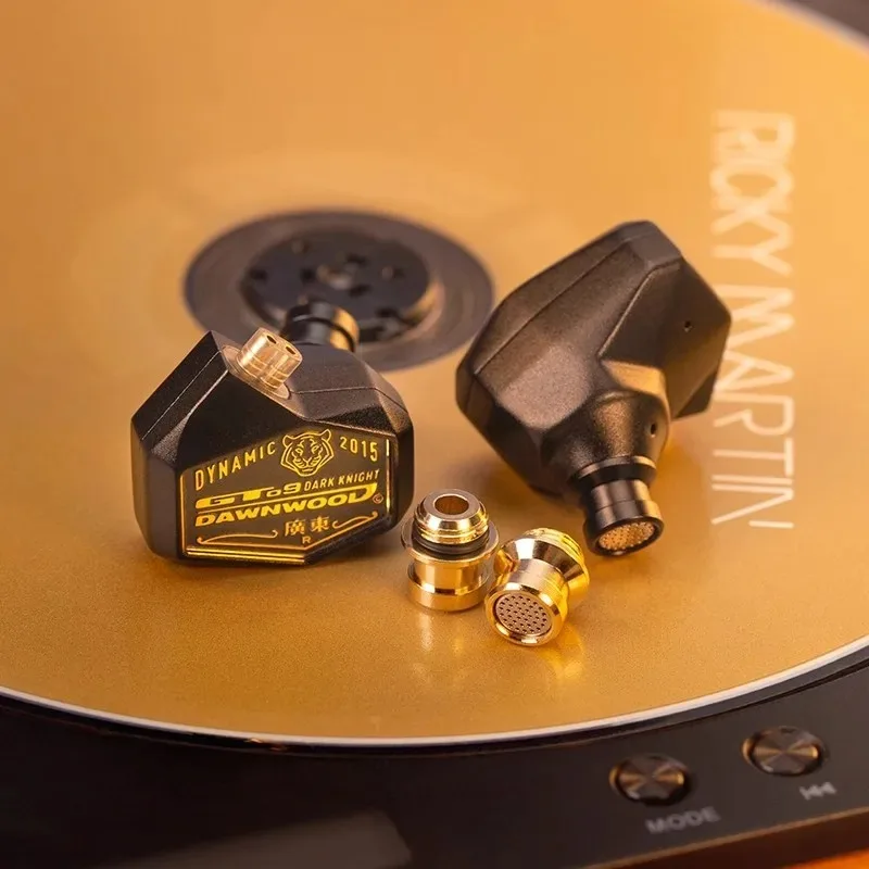 DAWNWOOD GT09 Dark Knight IEM  - In Ear Monitor Iem avaliação e preço
